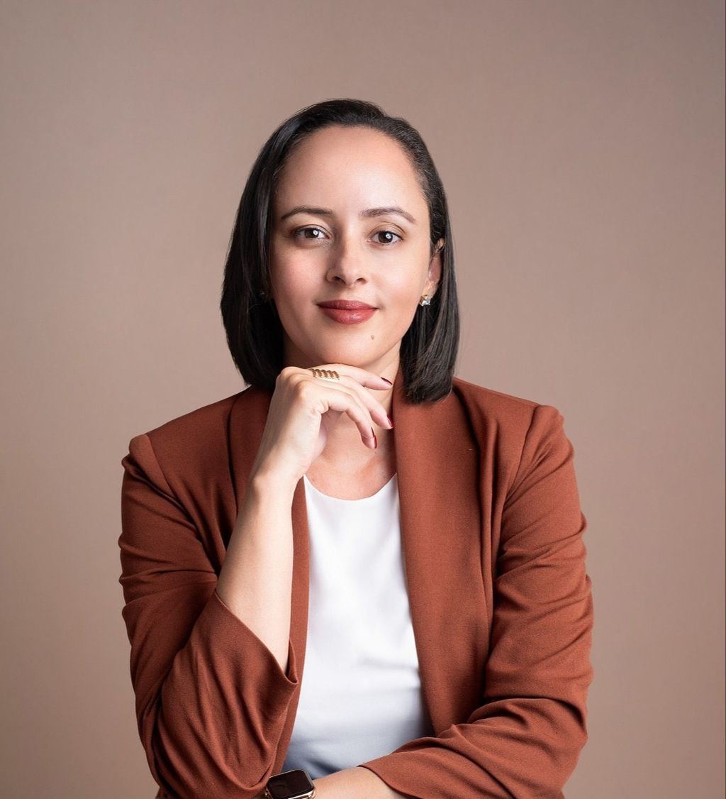 Grazi Carvalho