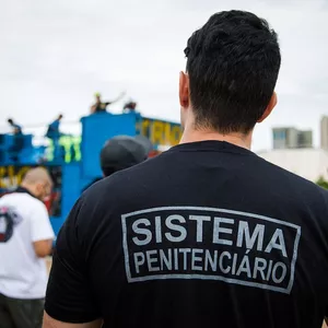 Imagem de capa para o Curso online Agente Penitenciário GO - Aprovação Rápida 