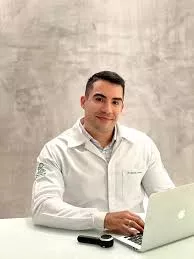 Dr. Rodrigo Silas