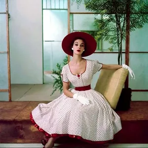 Imagem de capa para o Curso online Marketing para Moda