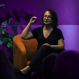 Imagem de capa para o Curso online Palestras presenciais