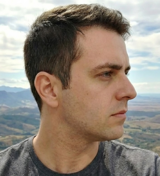 Marcos Vinícius Favali