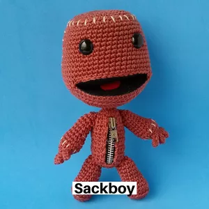 Imagem de capa para o Ebook Receita Sackboy Amigurumi
