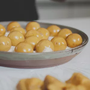 Imagem de capa para o Curso online Brigadeiro Premium- Nozes, açafrão e mel