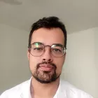 André