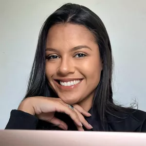 Imagem de capa para o Serviço online Comando de Carreira | Consultoria estratégica de reposicionamento profissional