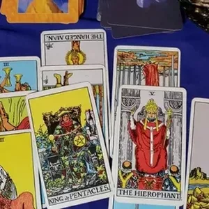 Imagen de portada para Curso online Lectura De Cartas Cruz Celta: Experimenta la magia del Tarot con nuestra lectura de cartas Cruz Celta