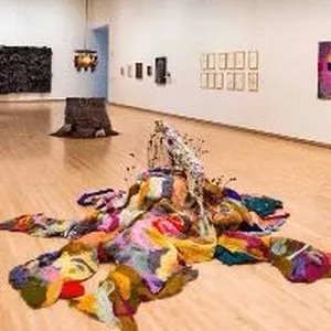 Imagem de capa para o Curso online ARTES VISUAIS