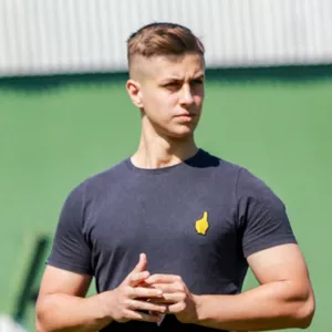 Imagem de capa para o Curso online Desafio Macedo ZERO aos 90'