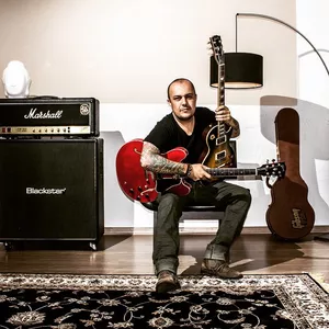 Imagem de capa para o Curso online 15 Temas Essenciais de Guitarra Fusion