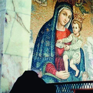 Imagem de capa para o Ebook Um mês com Padre Pio e Nossa Senhora