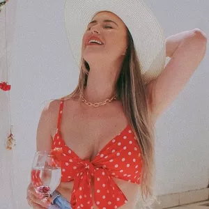 Imagem de capa para o Serviço online Consultoria Nutricional Bhreendda' Prates