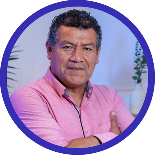 🔹 LUIS SIGUEÑAS
