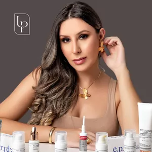 Imagem de Curso Master em Peelings Químicos e Ácidos combinados criado por Dra Luana Pironelli na hotmart