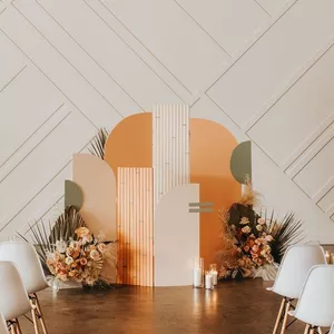 Imagen de portada para Curso online CÓMO CREAR UNA EDITORIAL DE BODAS