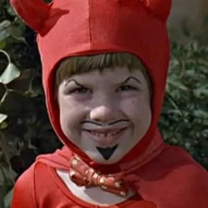 Cover image for Online course Wall Art