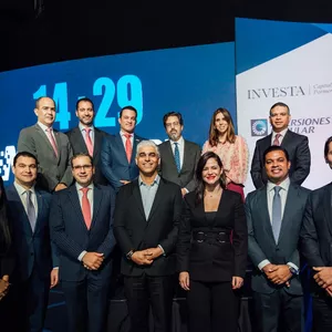 Imagen de portada para Ebook Análisis técnico y Velas japonesas.