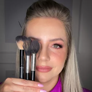 Imagem de Nunca mais erre na maquiagem. criado por Kissylla Vasconcellos  na hotmart