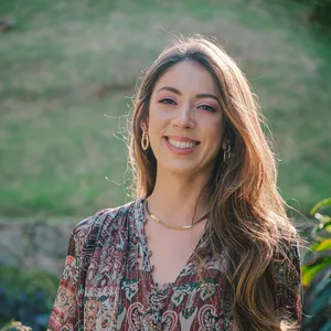 Imagem de capa para o Curso online Lives Secretas da Chay