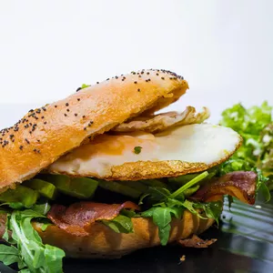 Cover image for Ebook 35 Spuntini Deliziosi per Ogni Momento