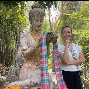 Imagem de capa para o Curso online Pa Khao Ma Massagem - Massagem com Tecido