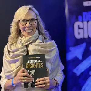 Imagem de capa para o Ebook Desafiando gigantes 