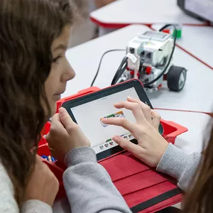 Imagem do curso Organização Escolar e as Tecnologias Educacionais