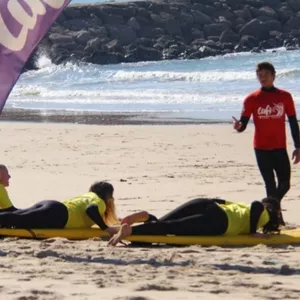 Imagem de capa para o Curso online Aprenda a surfar 