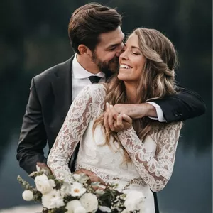 Imagem de capa para o Ebook Organizando o Casamento dos seus Sonhos.