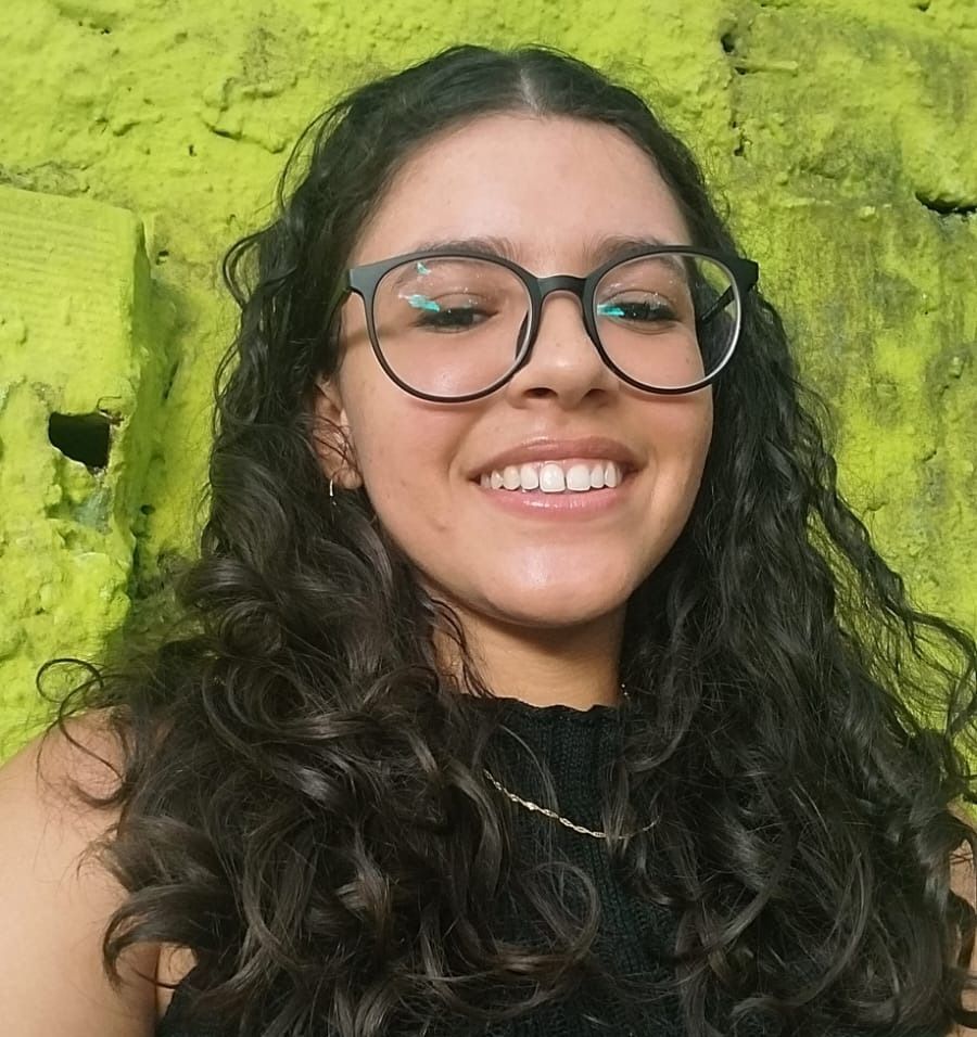 Mariana Santa Rosa