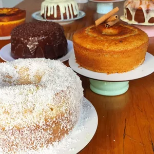 Imagem de capa para o Ebook Apostila DolceAna de Bolos Caseiros 