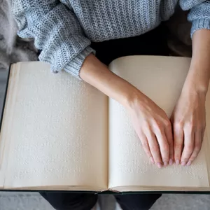 Imagem de capa para o Curso online Iniciação ao Braille