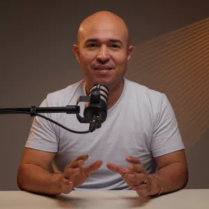 Imagen de portada para Curso online Aprende a cantar en 3 Meses (para principiantes)