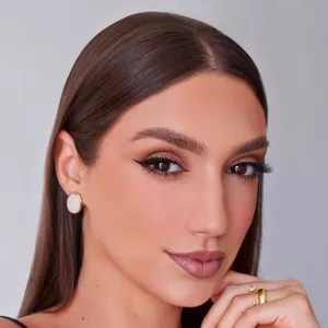 Imagem de capa para o Curso online AUTOMAQUIAGEM DE FORMA SIMPLES E FÁCIL