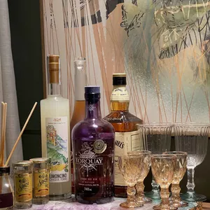 Imagem de capa para o Curso online Decoração, bandejas e Objetos em Pedras