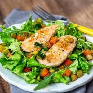 Imagem de capa para o Ebook 20 Receitas práticas para secar a barriga em até 30 dias