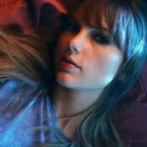 Imagem de capa para o Ebook Letras Taylor swift