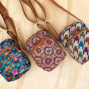 Imagem de capa para o Curso online SHOULDER BAG ZEE