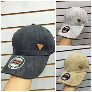 Imagen de portada para Curso online Gorras Tops