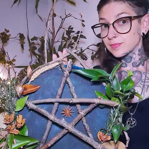 Imagem de capa para o Curso online Crie sua Guirlanda de Proteção com Elementos da Natureza