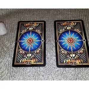 Imagen de portada para Curso online 🔮 Tarot sin gabinete: energía, destino y canalización espiritual