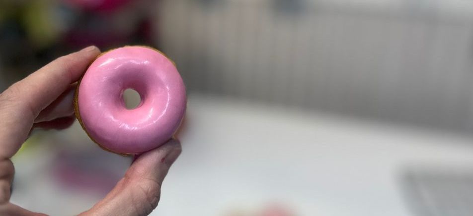 CAKE DONUT'S PERSONALIZADOS