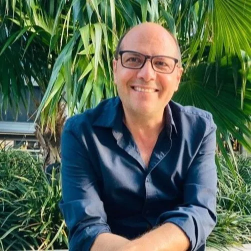 Carlos Montaño