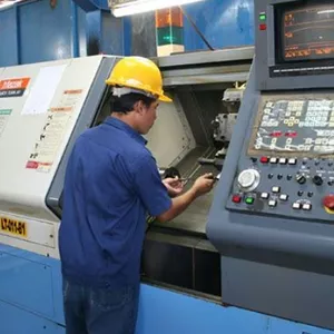 Imagem de capa para o Curso online programacao torno cnc 