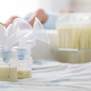 Imagen de portada para Ebook Banco de leche materna: Consejos prácticos para una lactancia exitosa