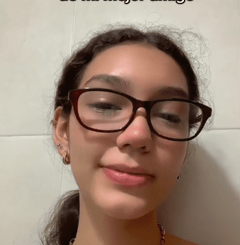 Lorena D.