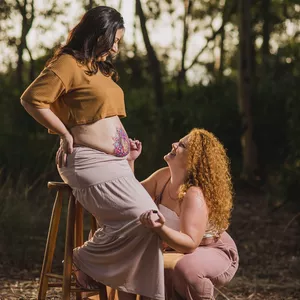 Imagem de capa para o Curso online Arte gestacional com abordagem em arteterapia