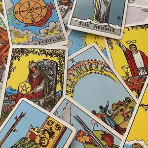 Imagen de portada para Curso online Lectura de cartas de Tarot