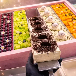 Cover image for Ebook SEALED CAKE: The Method to Sell High-End Desserts Without Customers Asking for Discounts.