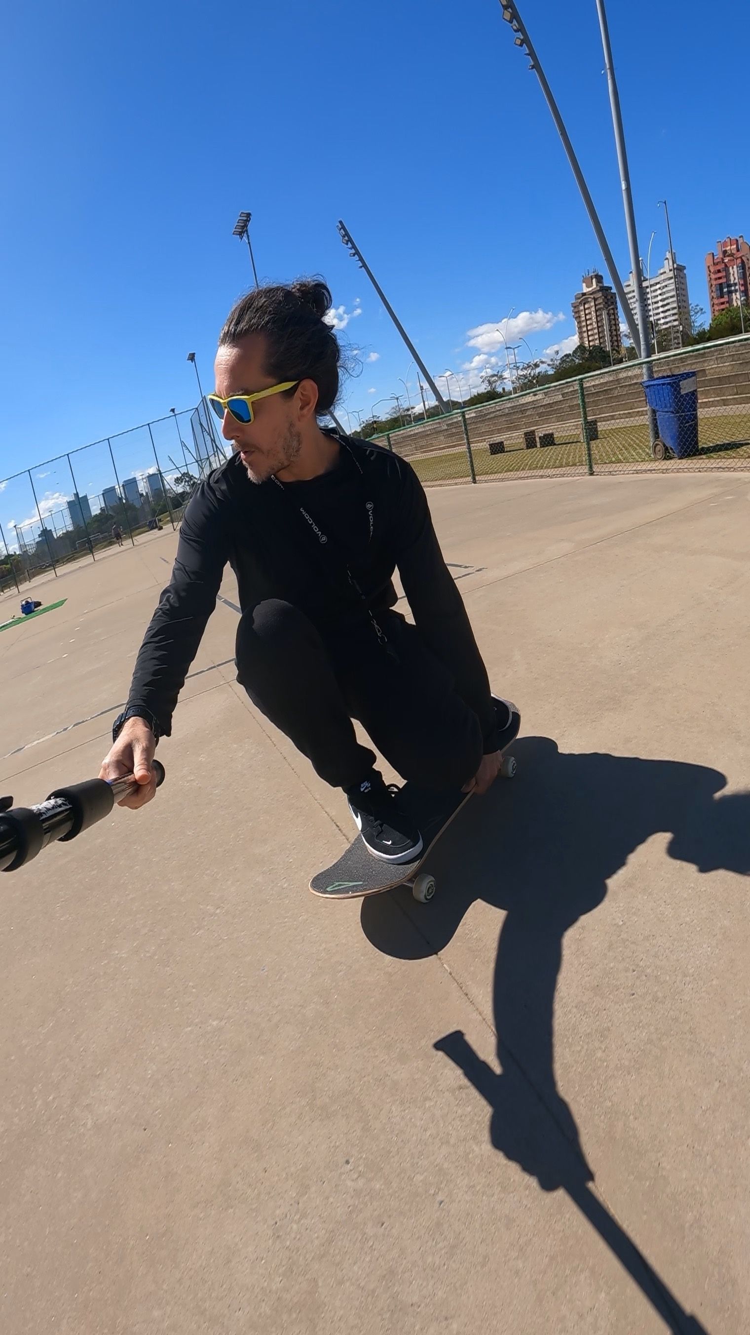 PlaySkate - Révisson Carving Grab